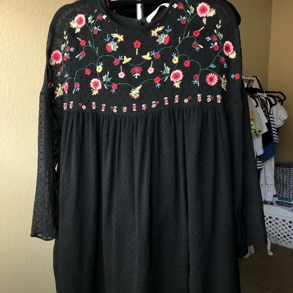 Black and multicolored flower embroidered dress